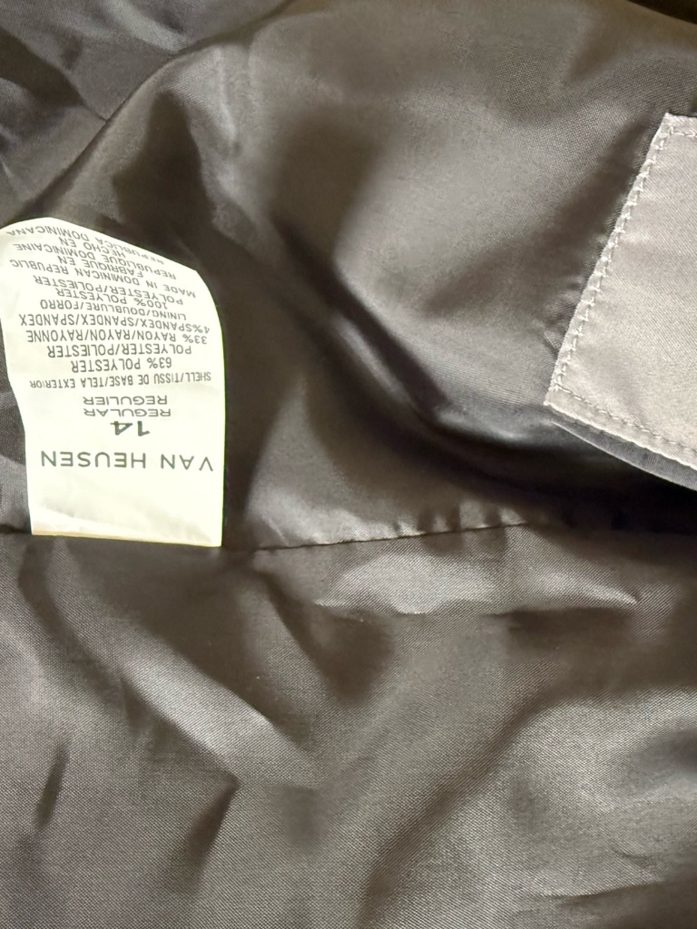 Van Heusen Boy’s Dress Suit - Blazer and dress pants size 14 - Picture 4 of 5